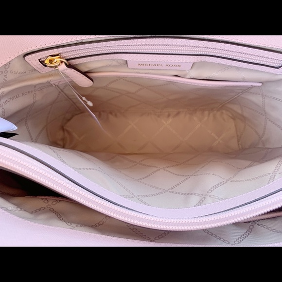 ‼️SALE‼️Michael Kors Tote Wallet Bundle Pink - Picture 8 of 8